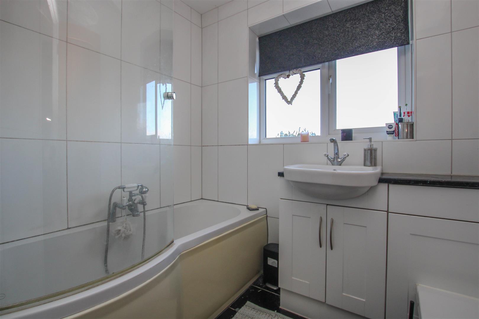 Shevon Way, Brentwood Keith Ashton